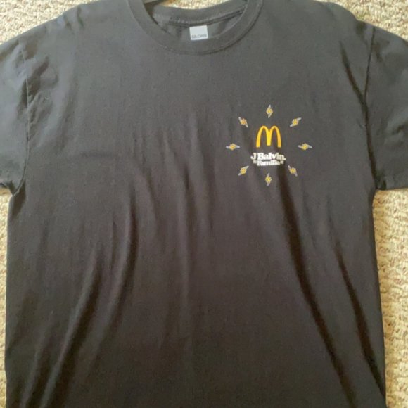 J Balvin Tshirt - Picture 1 of 3